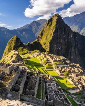 América
